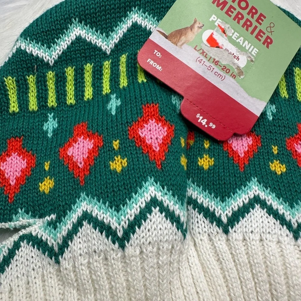 🩷5/$10 PET Green and White PET Winter Hat
